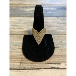 Adjustable‎ Fashion Ring size 7 NWOT Gold Tone Crystals cut outs